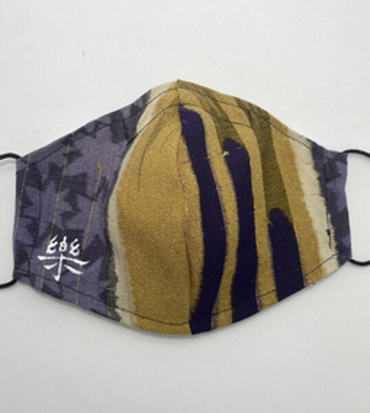 Maschera in stile Giapponese